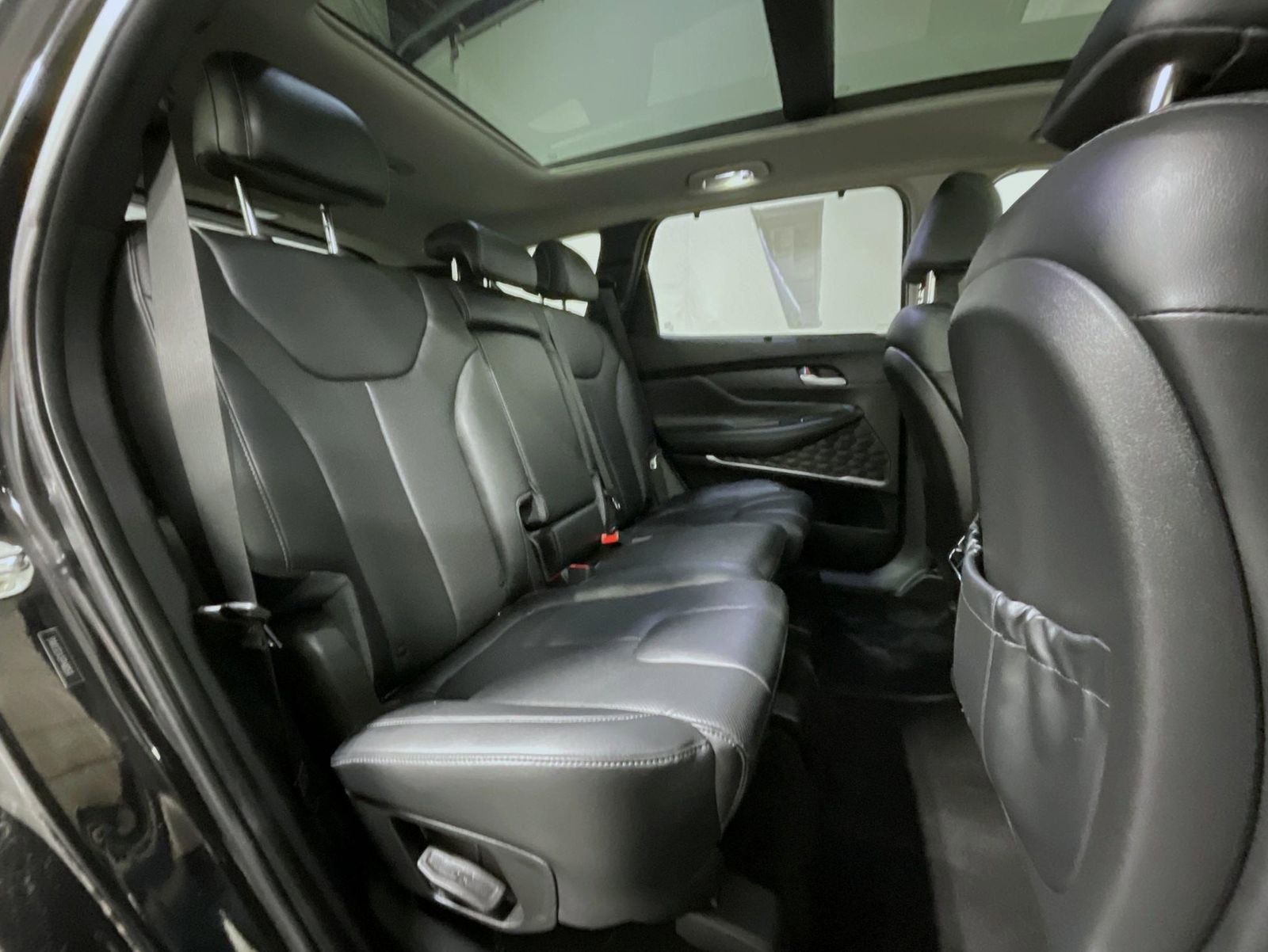 Used 2023 Hyundai Santa Fe SEL Premium image 20