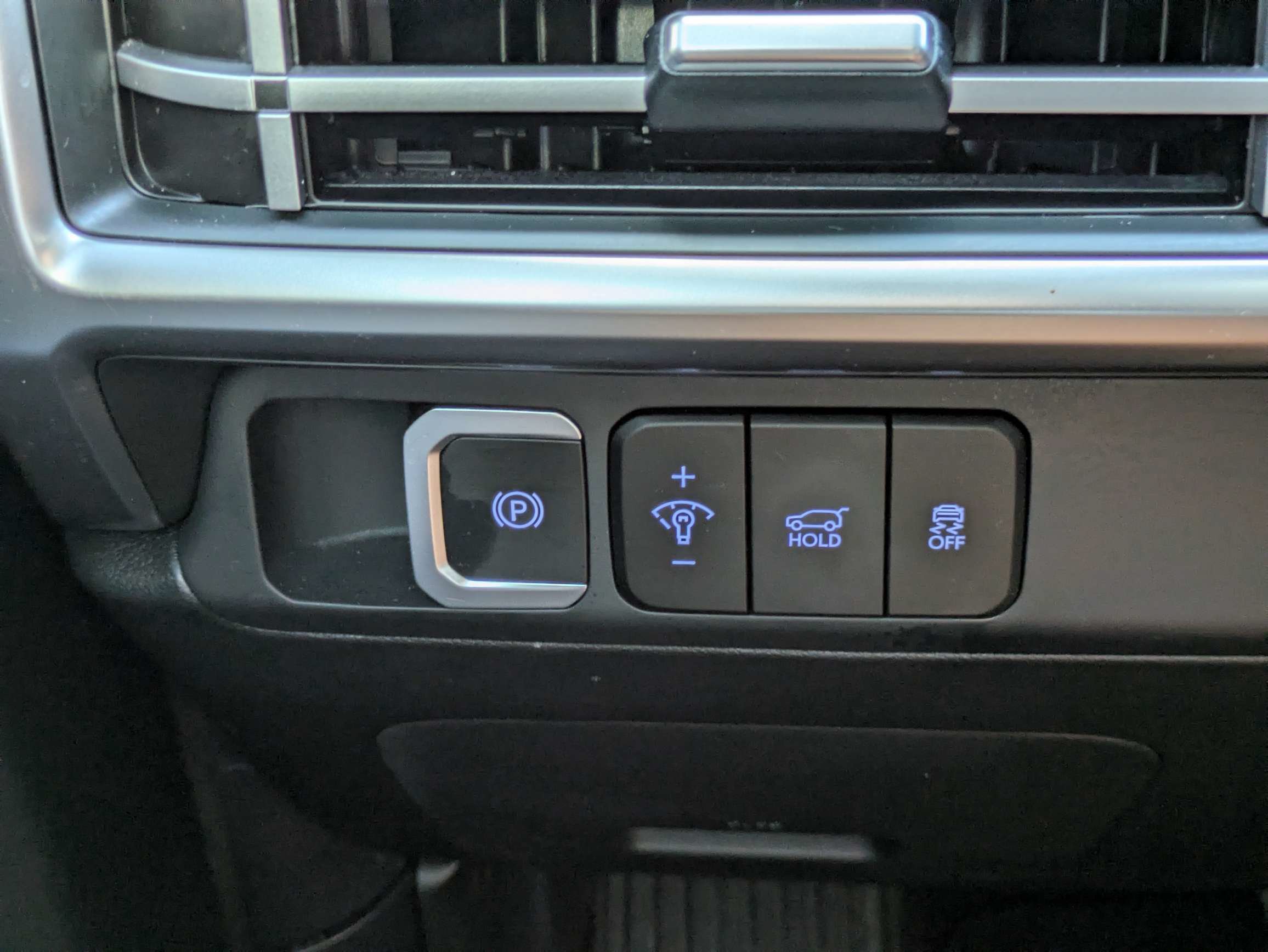Used 2024 Hyundai Santa Fe SEL FWD image 35