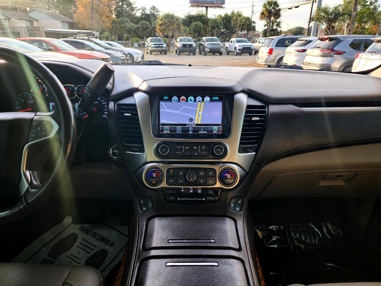 Used 2018 Chevrolet Suburban Premier image 11