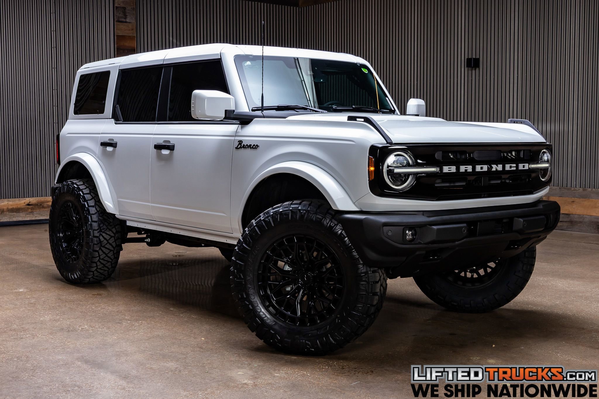 Used 2026 Ford Bronco Outer Banks image 1