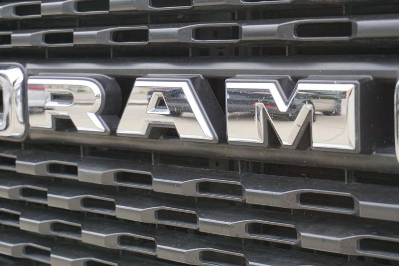 Used 2024 RAM 2500 Big Horn w/ Bed Utility Group image 11