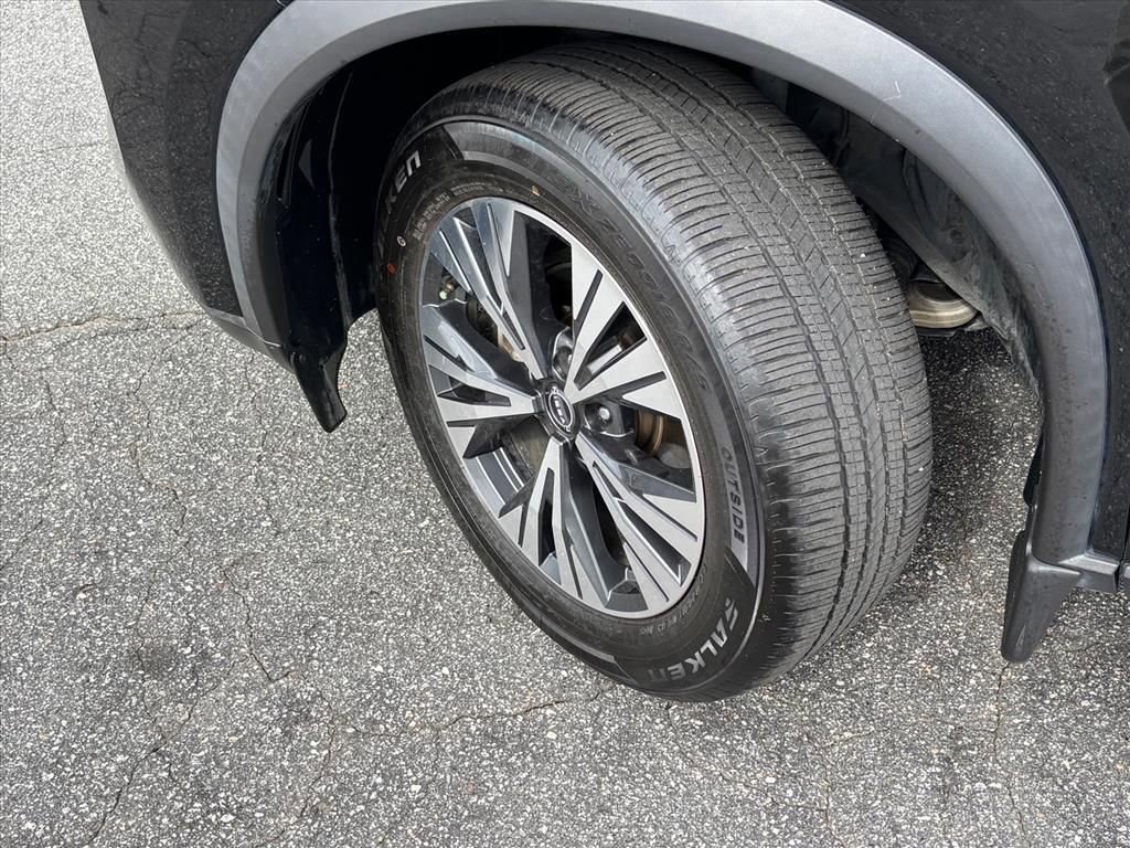 Used 2023 Nissan Rogue SV image 26