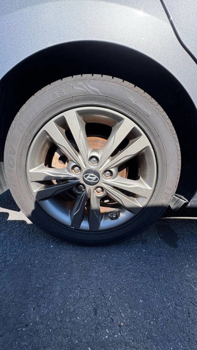 Used 2018 Hyundai Elantra SEL image 9