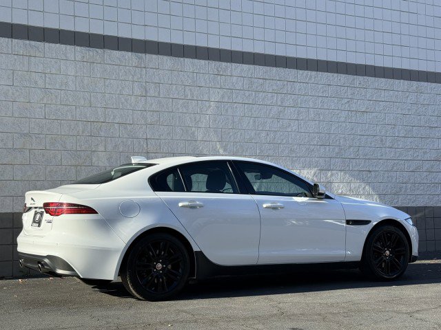 Used 2020 Jaguar XE S image 18