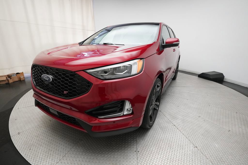 Used 2020 Ford Edge ST w/ Equipment Group 401A AWD/4WD image 12