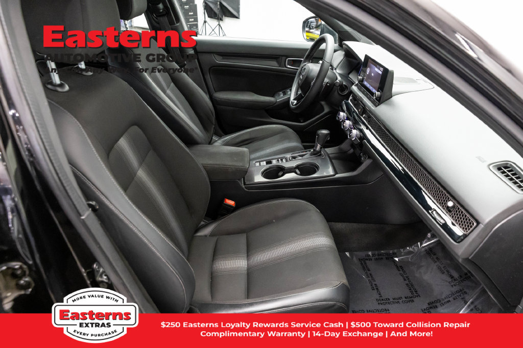 Used 2023 Honda Civic Sport image 24