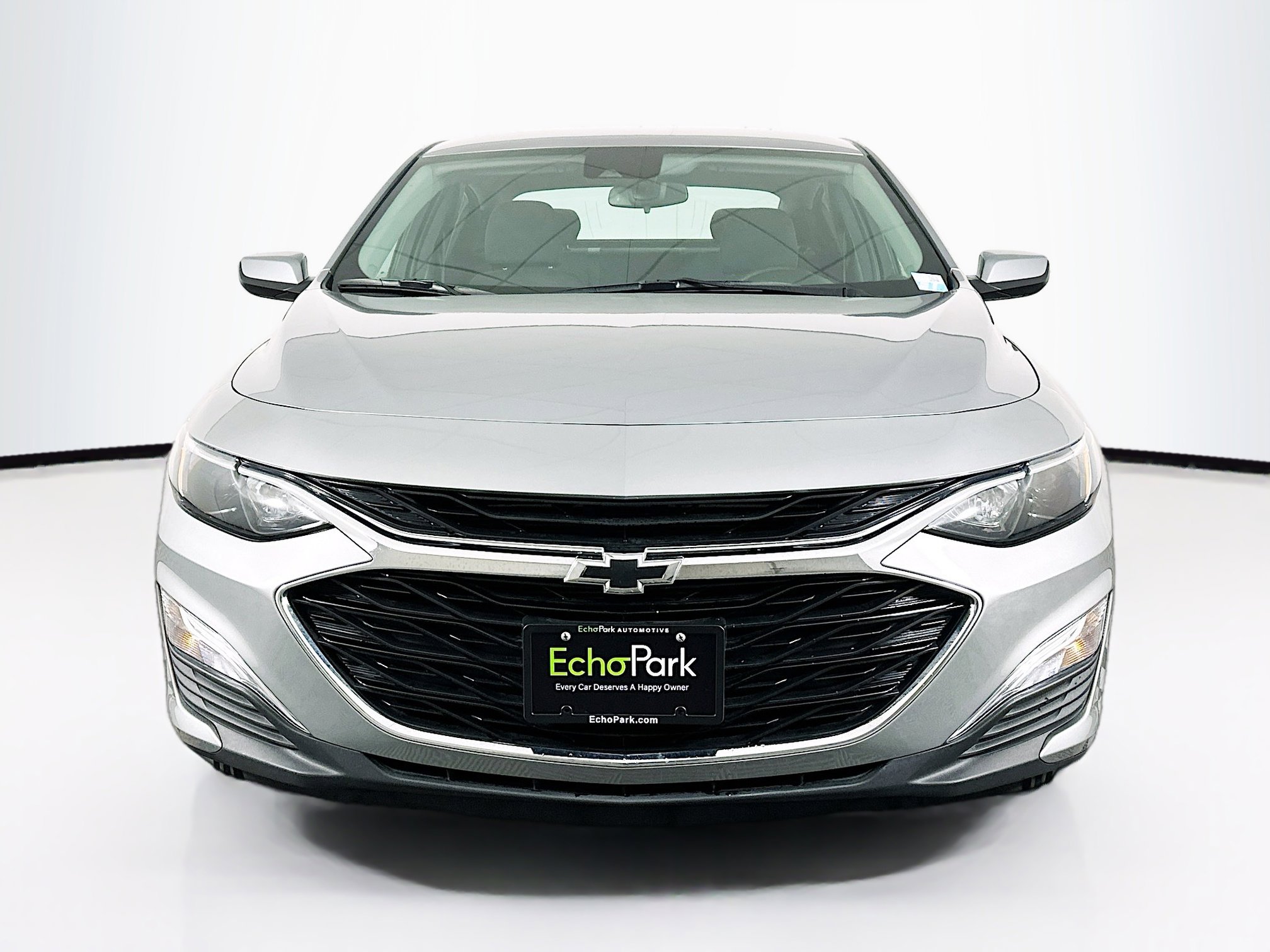 Used 2024 Chevrolet Malibu RS image 2