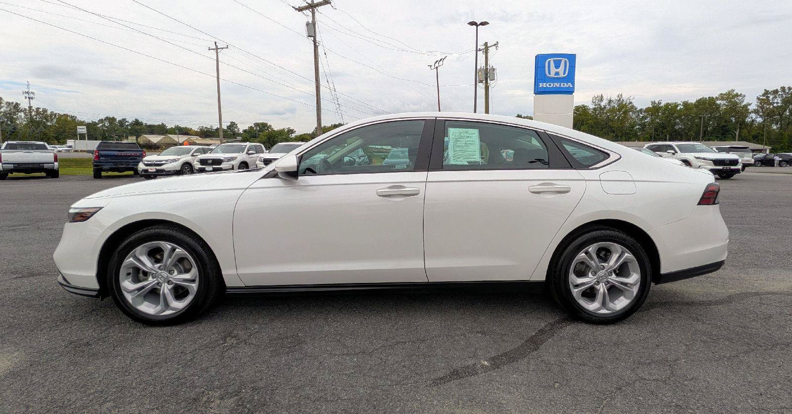 Used 2023 Honda Accord LX image 6