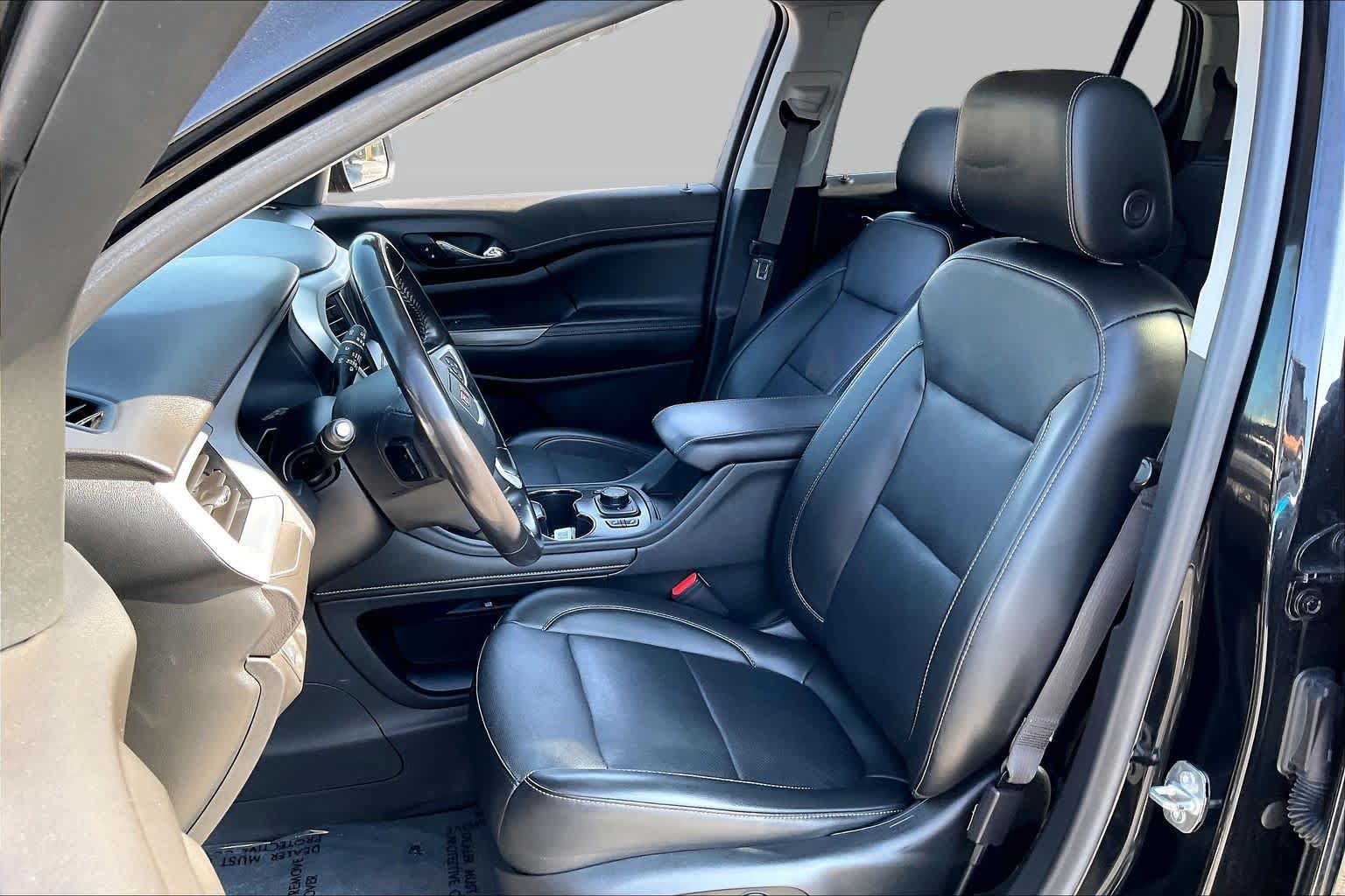 Used 2021 GMC Acadia SLT w/ Elevation Edition FWD image 8