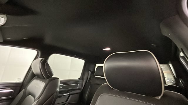 Used 2023 RAM 1500 Laramie AWD/4WD image 12