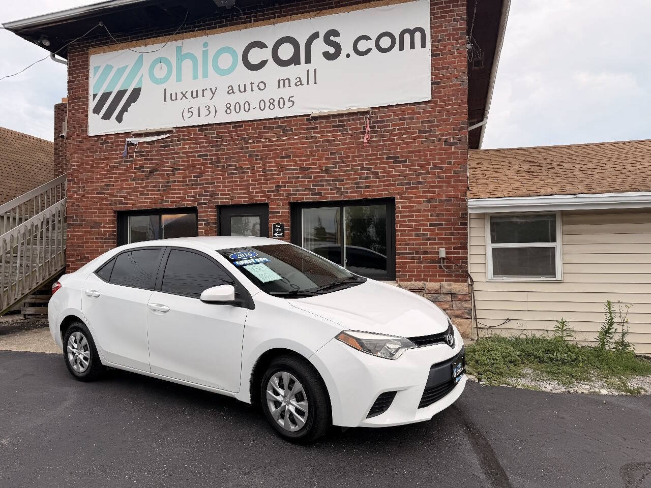 Used 2016 Toyota Corolla L FWD image 1