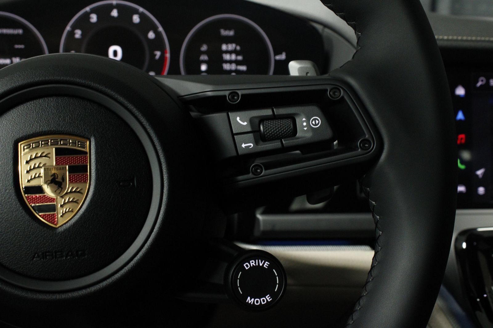 New 2026 Porsche Panamera 4 AWD/4WD image 26