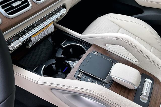 New 2026 Mercedes-Benz GLS 450 4MATIC image 11