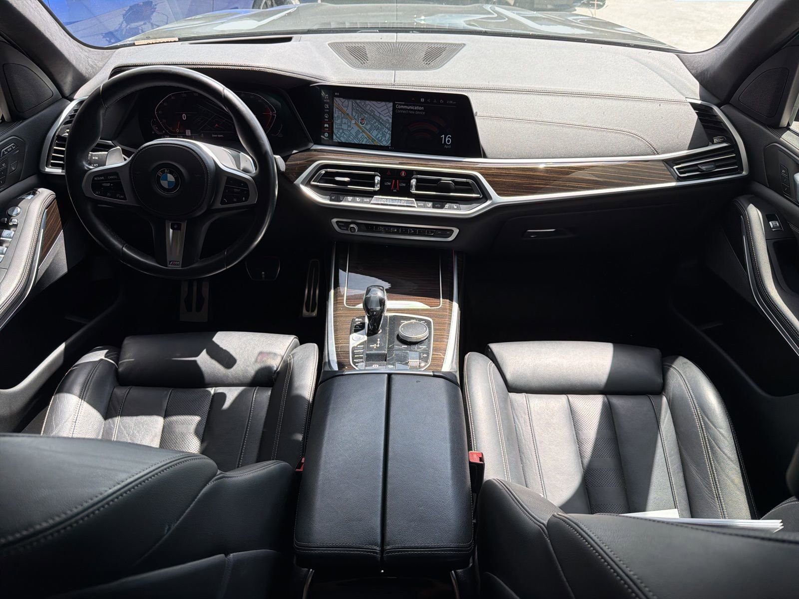 Used 2021 BMW X7 xDrive40i w/ M Sport Package AWD/4WD image 5
