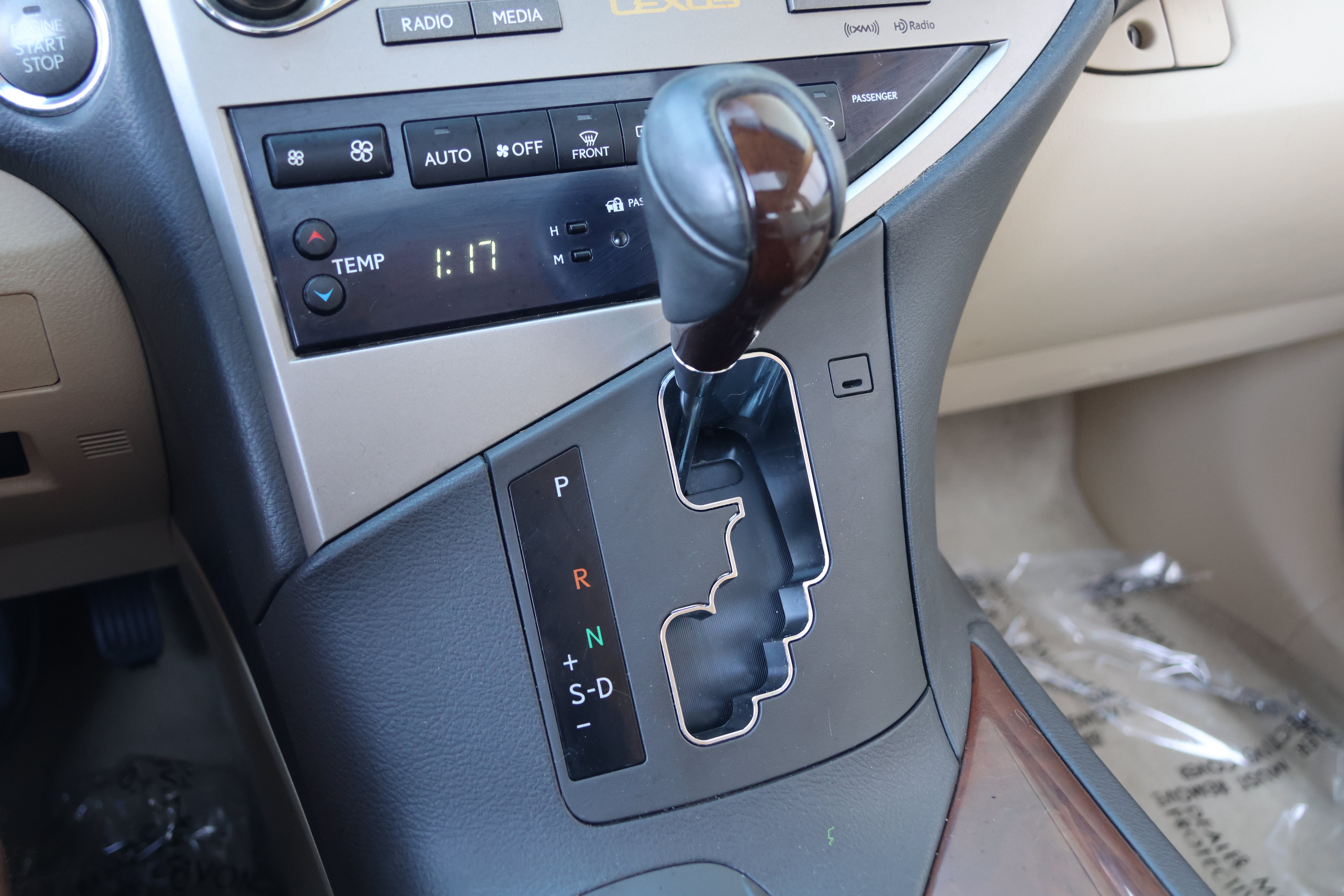 Used 2013 Lexus RX 350 AWD w/ Premium Pkg image 23