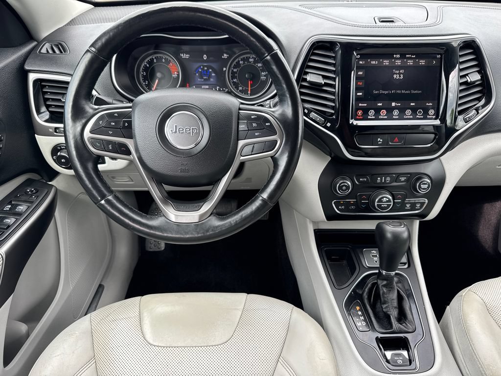 Used 2019 Jeep Cherokee Limited FWD image 21