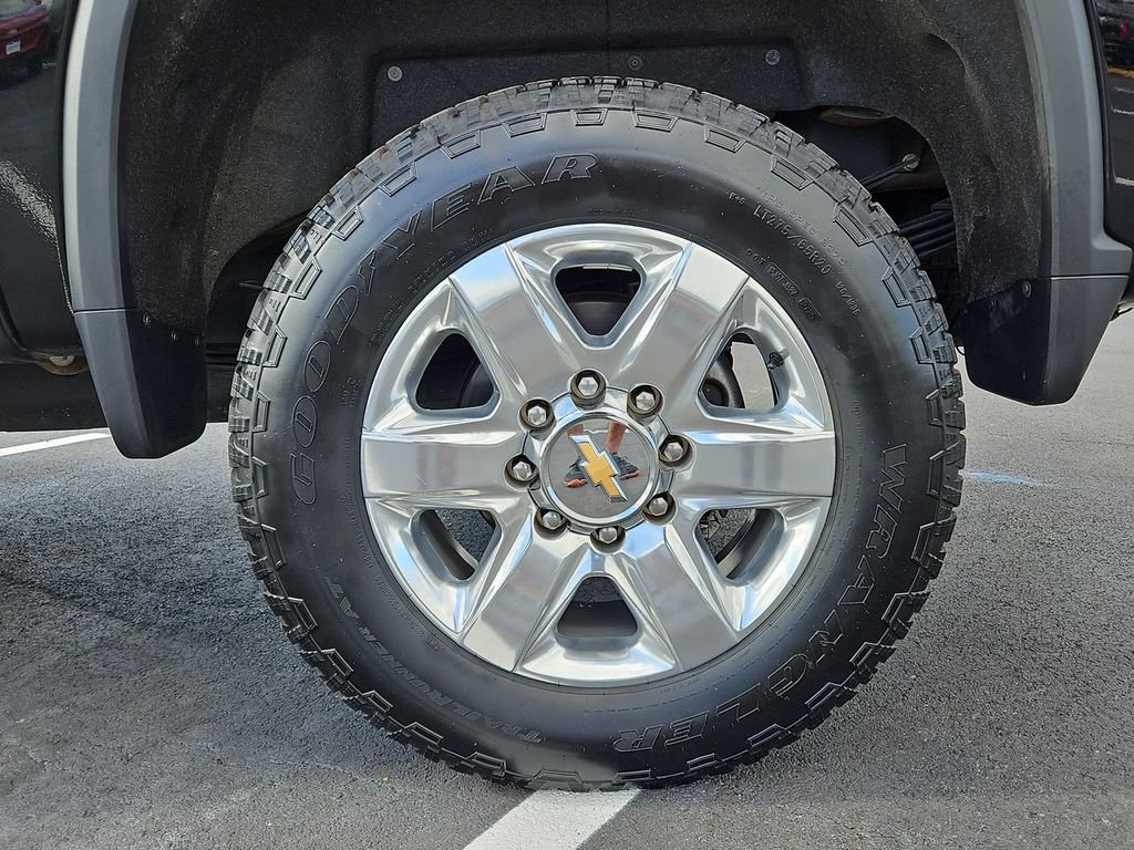 Used 2022 Chevrolet Silverado 3500 LTZ w/ LTZ Plus Package image 40