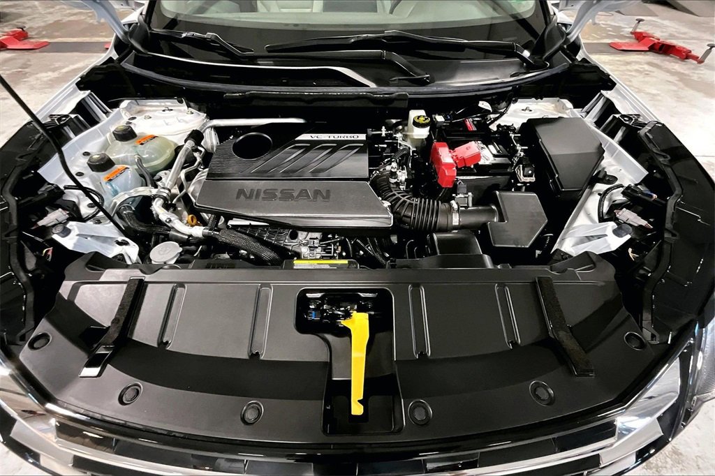 Certified 2024 Nissan Rogue SV w/ SV Premium Package image 9