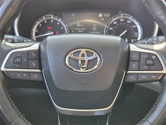Used 2022 Toyota Highlander Limited image 35