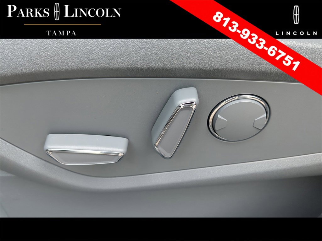 Certified 2023 Lincoln Nautilus Reserve w/ Equipment Group 201A image 18