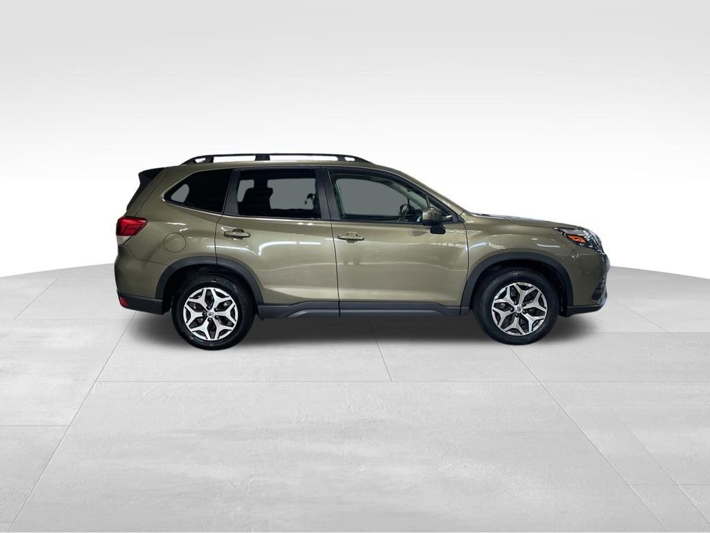 Certified 2024 Subaru Forester Premium image 4