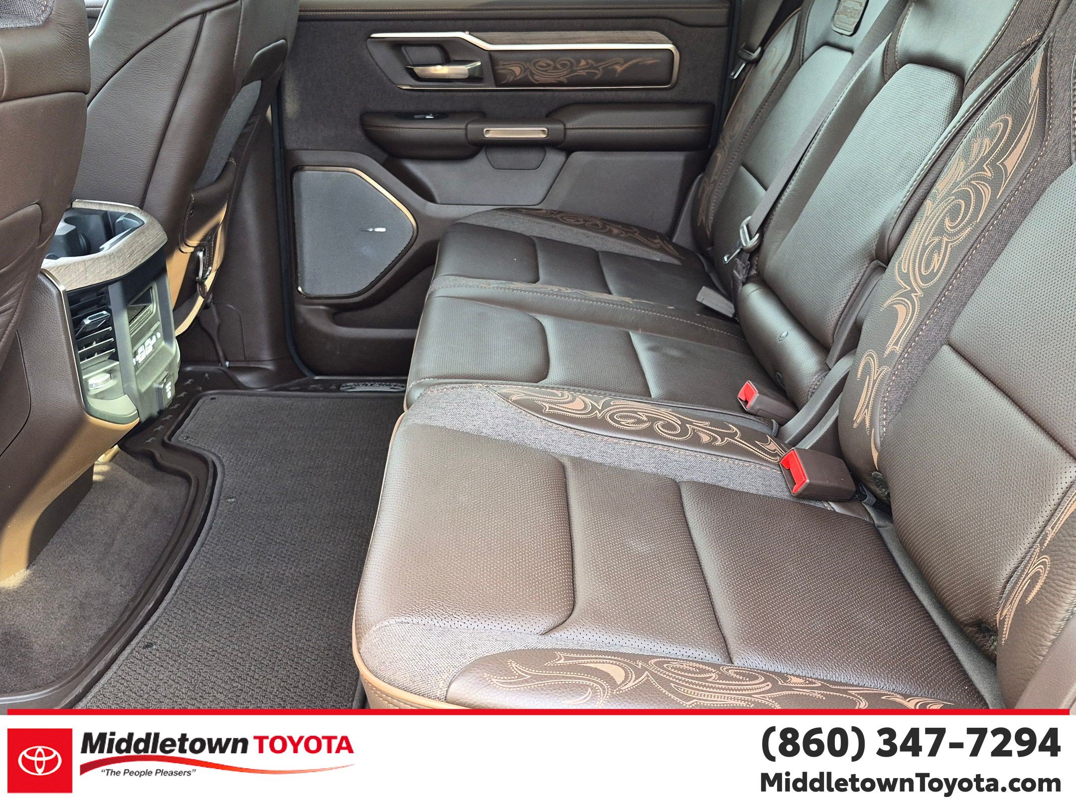 Used 2025 RAM 1500 Limited w/ Off Road Group AWD/4WD image 35