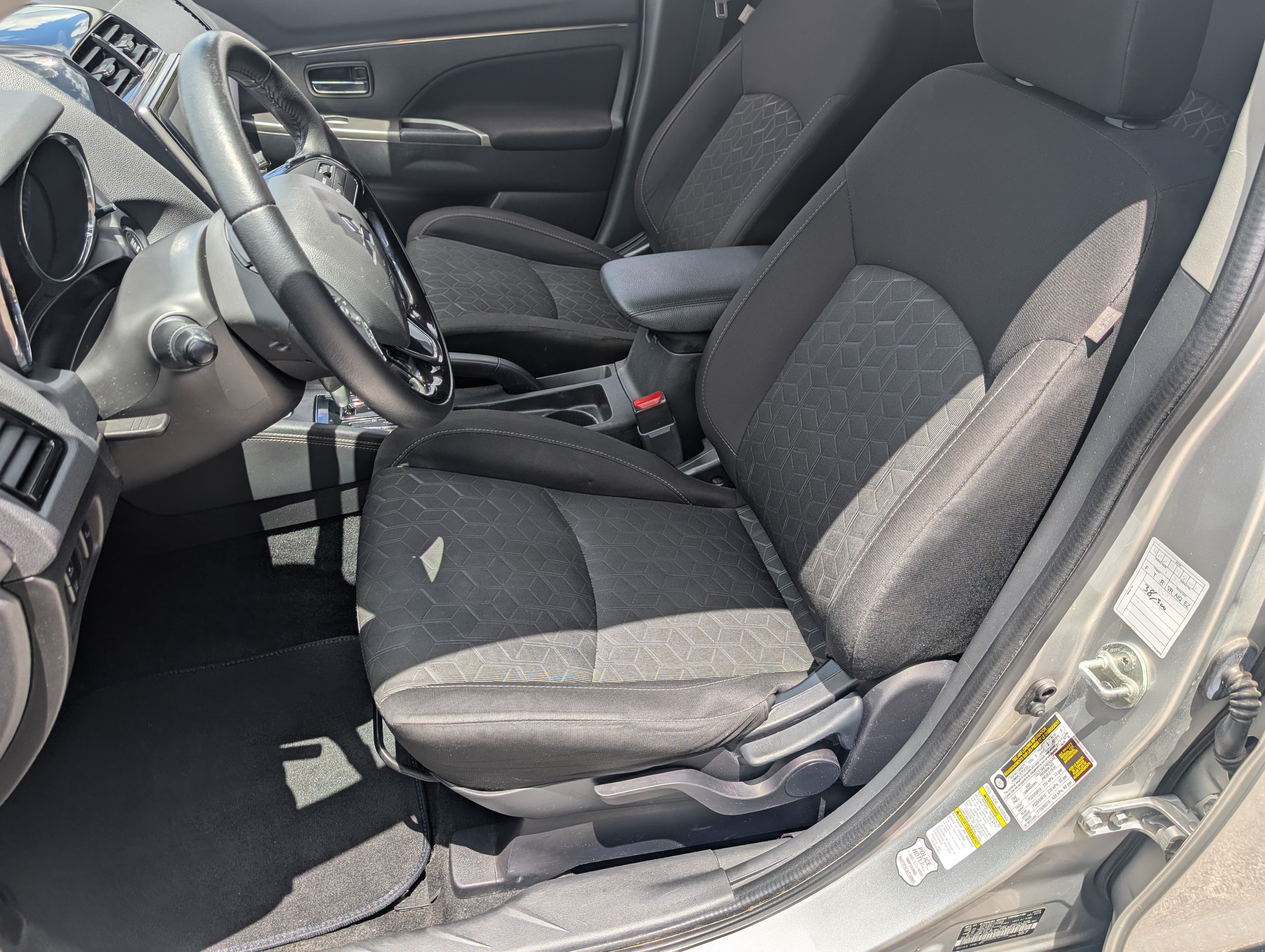 Used 2020 Mitsubishi Outlander Sport ES AWD/4WD image 16