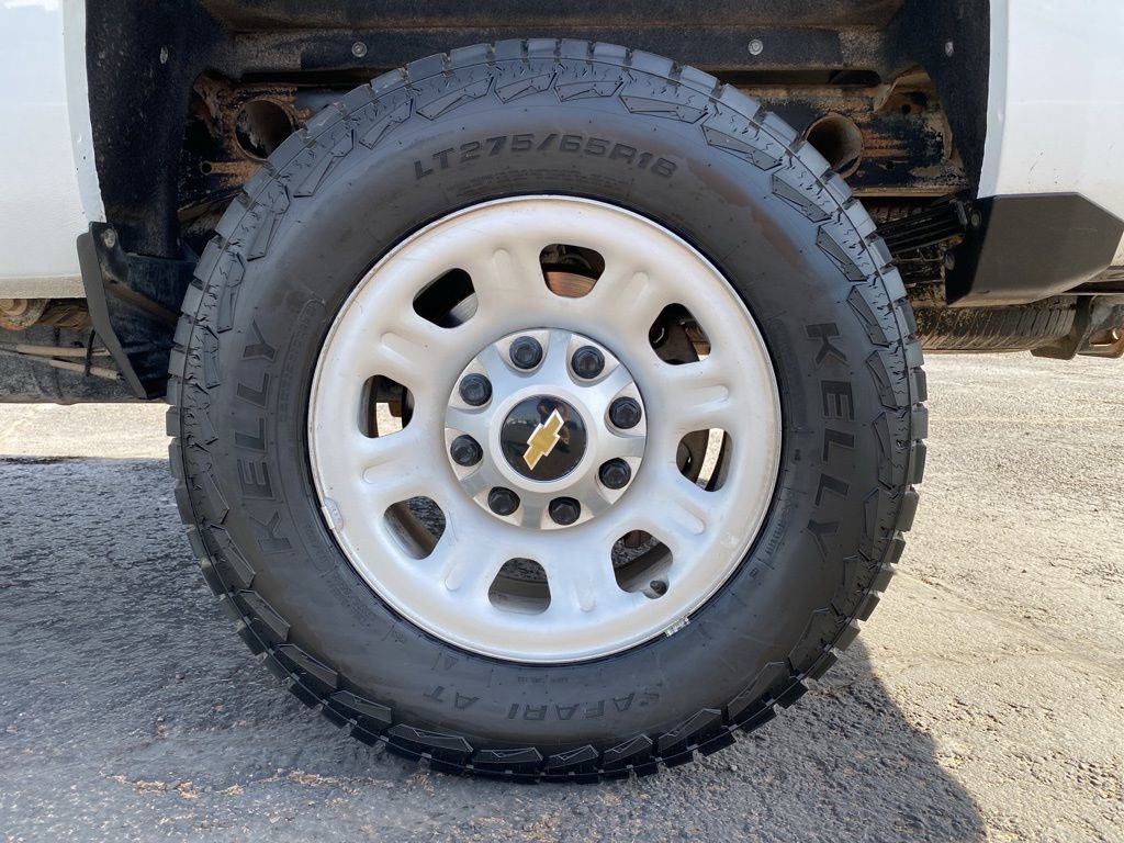 Used 2018 Chevrolet Silverado 2500 LT AWD/4WD image 17