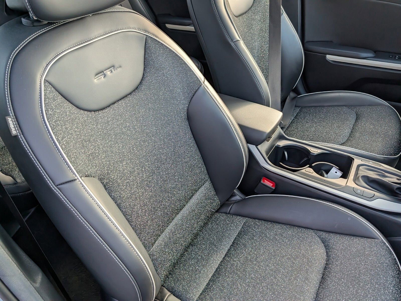 Used 2025 Kia K4 GT-Line w/ GT-Line Sunroof Package image 23