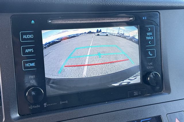 Used 2017 Toyota Sienna XLE w/ XLE Navigation Package FWD image 23