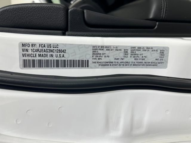 Used 2022 Jeep Grand Cherokee Laredo X image 27