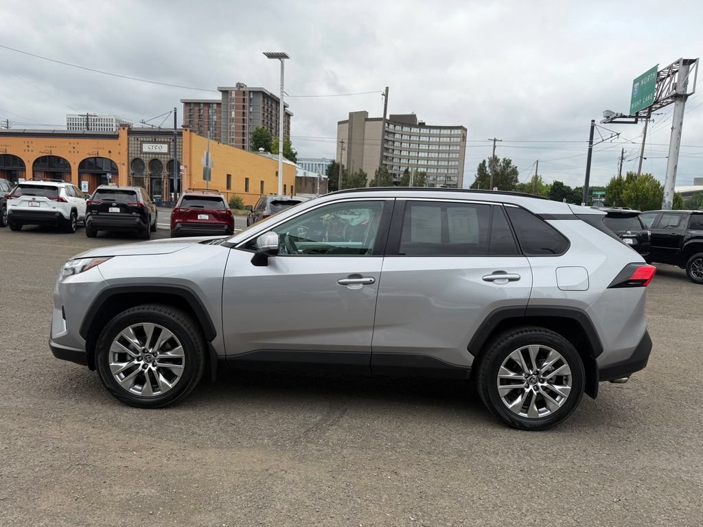 Certified 2023 Toyota RAV4 XLE Premium AWD/4WD image 5