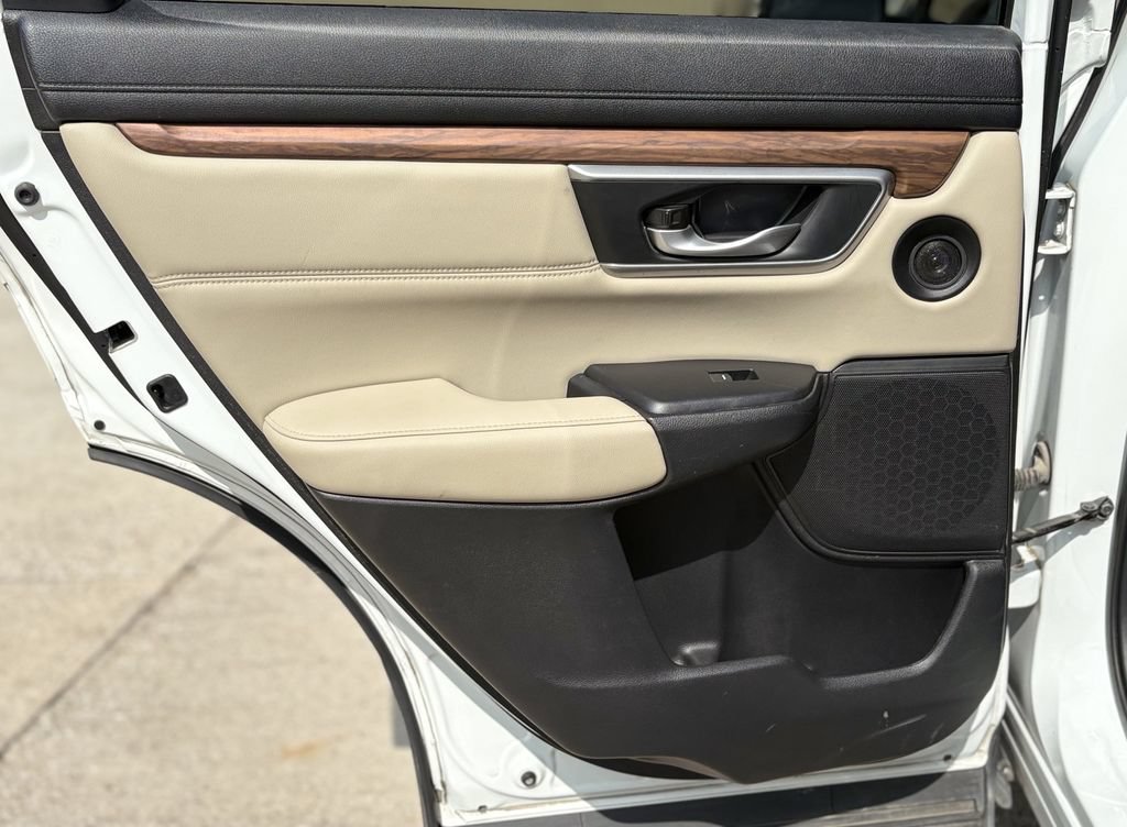 Used 2019 Honda CR-V Touring image 24
