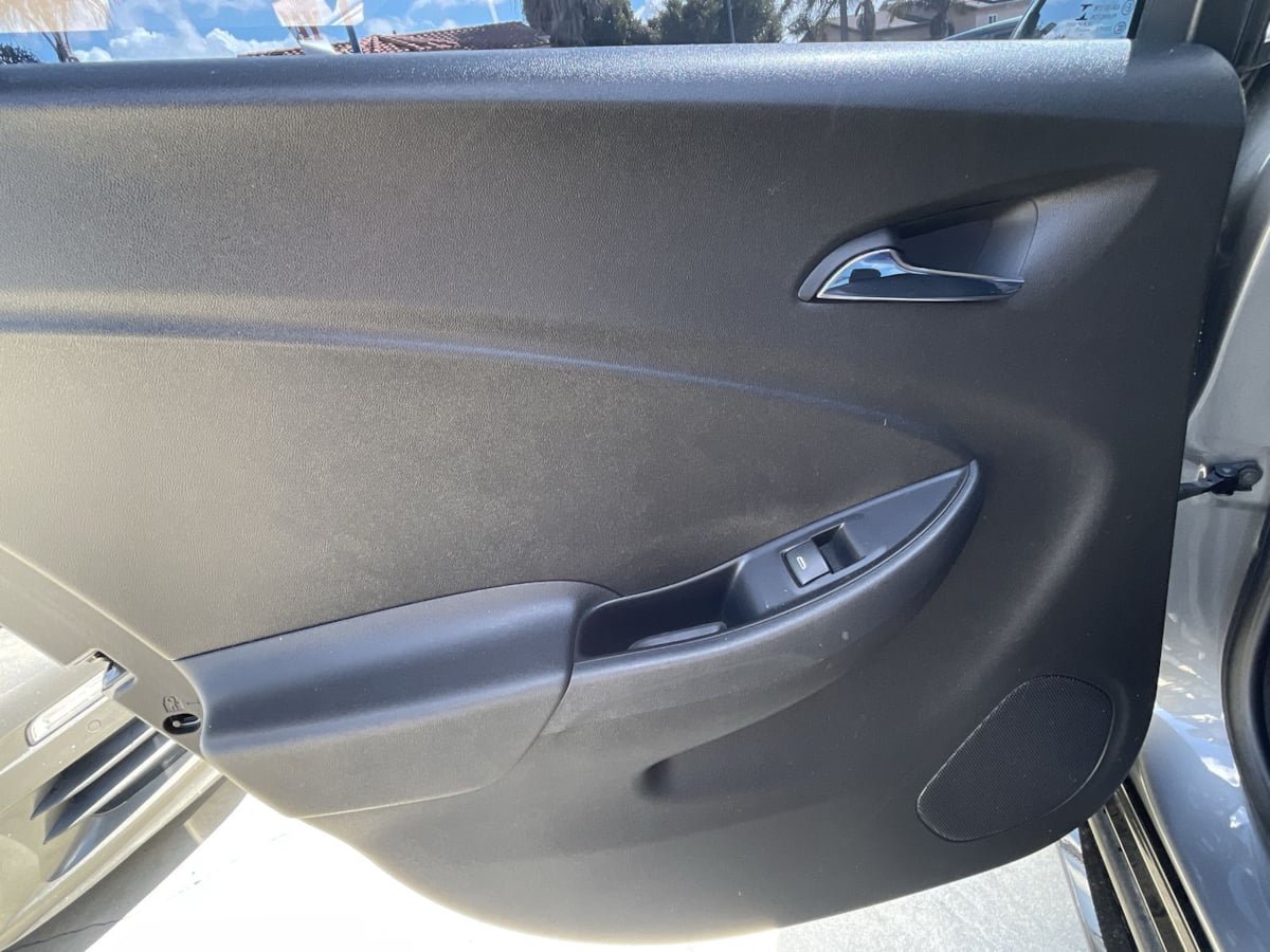 Used 2018 Chevrolet Volt LT image 18