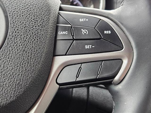 Used 2018 Jeep Grand Cherokee Limited AWD/4WD image 26