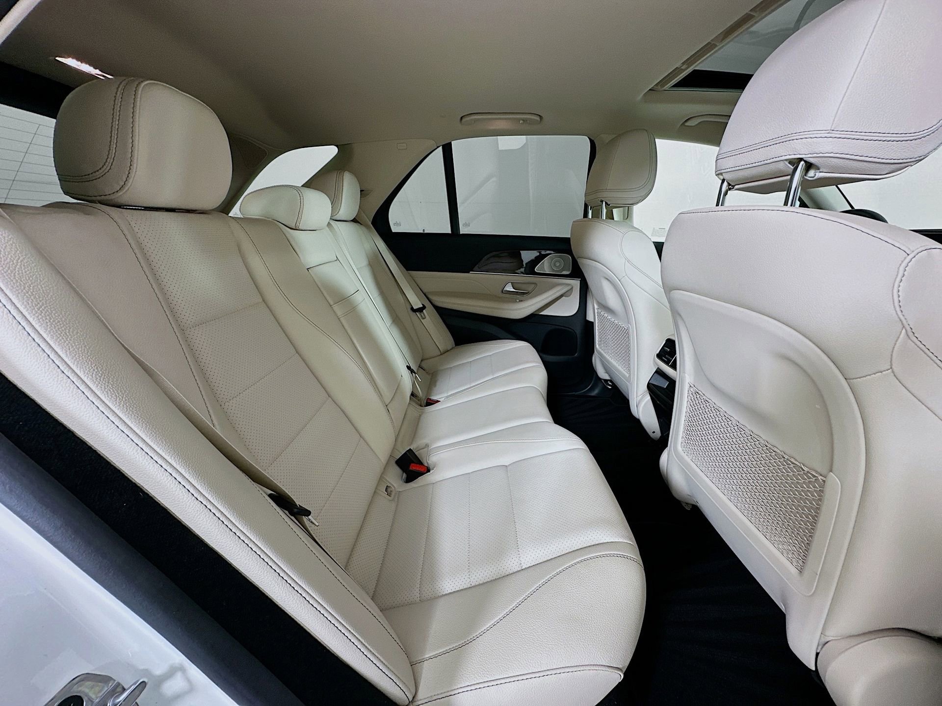 Used 2025 Mercedes-Benz GLE 350 4MATIC image 30