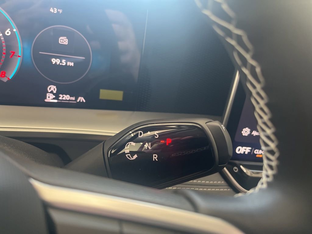 New 2026 Volkswagen Tiguan SE AWD/4WD image 22