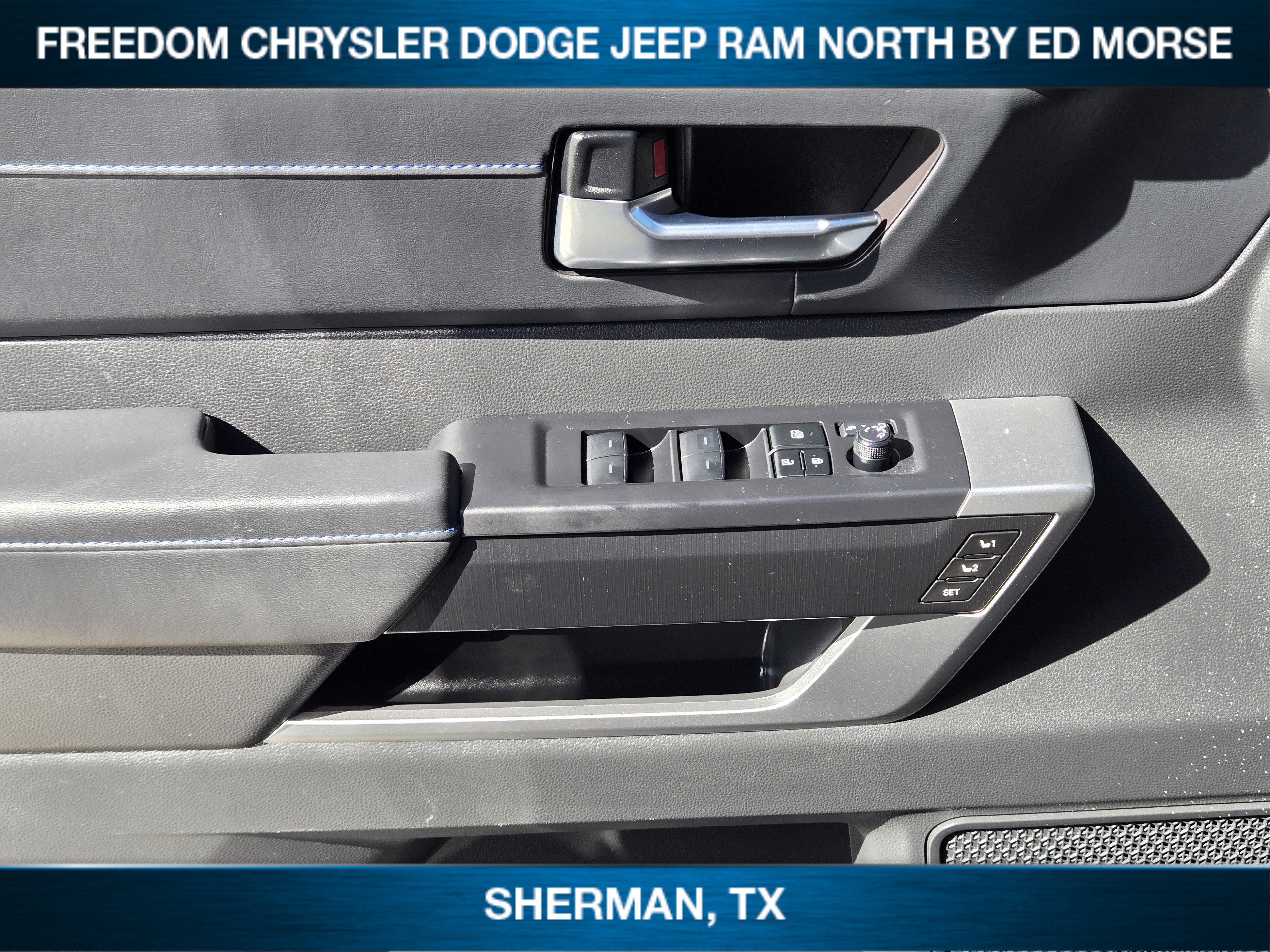 Used 2025 Toyota Tundra Platinum AWD/4WD image 17