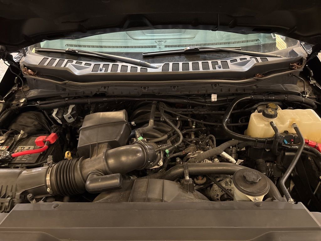 Used 2024 Ford F350 Lariat w/ Chrome Package image 21