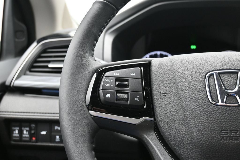 Certified 2026 Honda Odyssey Elite image 51