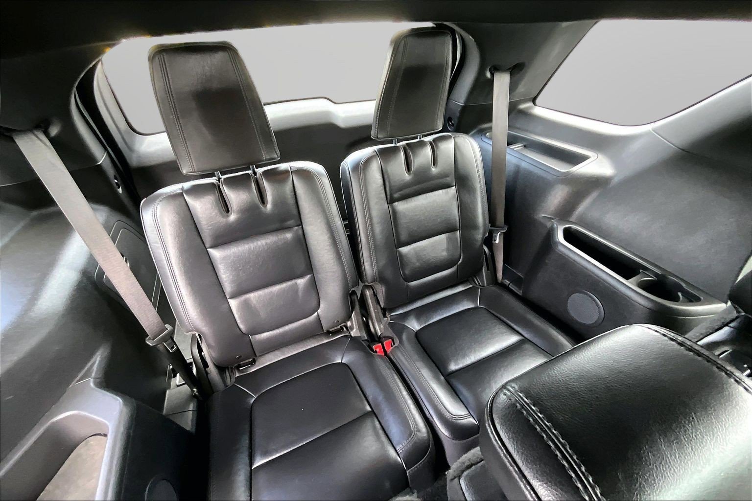 Used 2011 Ford Explorer XLT w/ 202A Rapid Spec Order Code FWD image 19