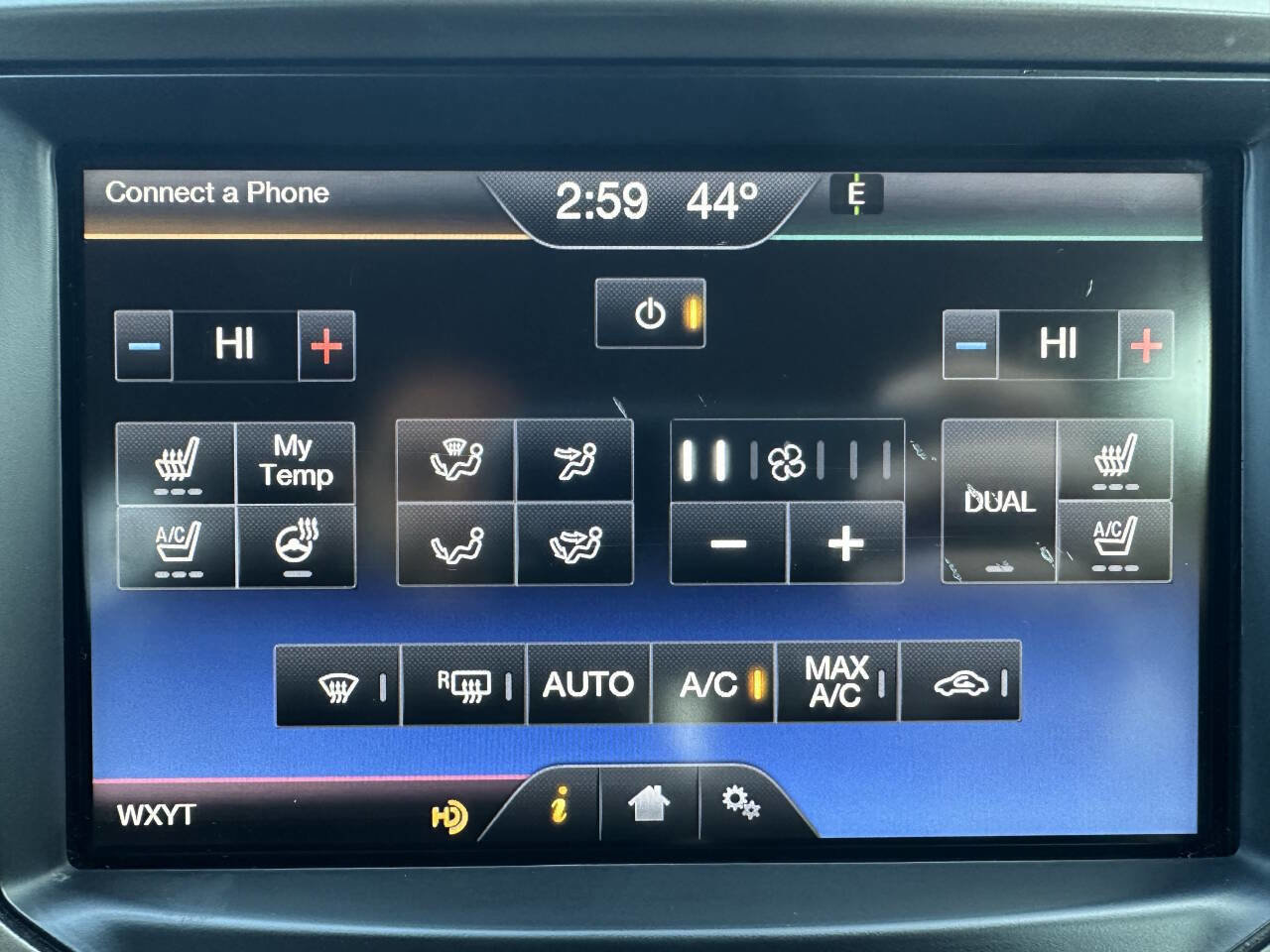 Used 2015 Lincoln MKX FWD w/ Equipment Group 102A image 22