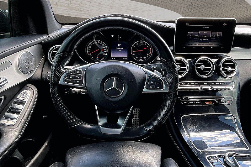 Used 2017 Mercedes-Benz GLC 43 AMG 4MATIC image 4