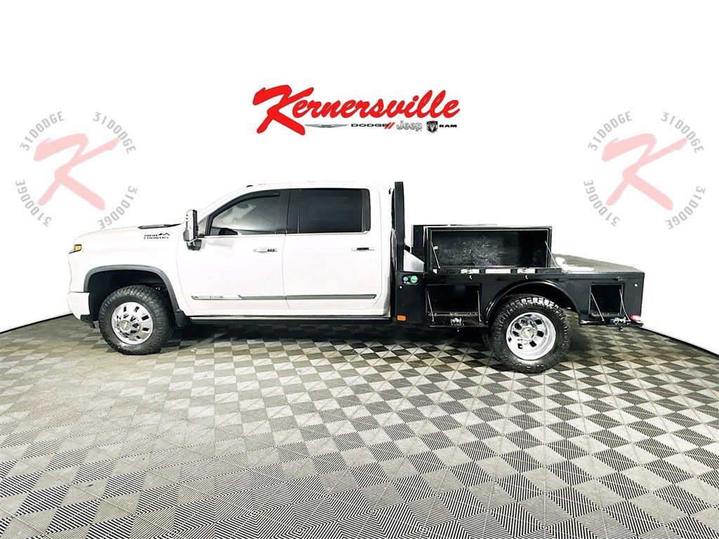 Used 2024 Chevrolet Silverado 3500 High Country w/ High Country Premium Package image 4