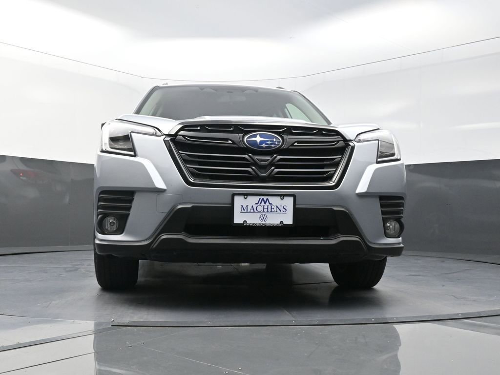 Used 2023 Subaru Forester Premium image 24