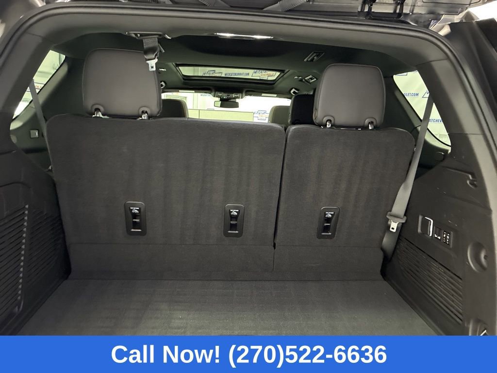 Used 2024 GMC Yukon AT4 w/ AT4 Premium Plus Package image 40