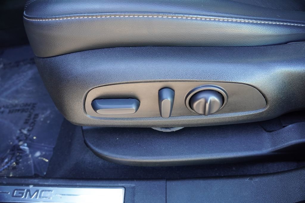 Certified 2023 GMC Acadia SLT w/ Preferred Package image 27