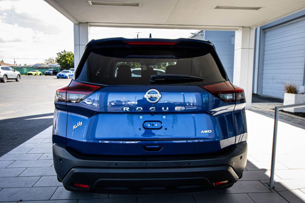 Used 2021 Nissan Rogue S image 16