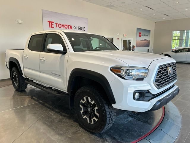 Certified 2020 Toyota Tacoma TRD Off-Road w/ Technology Package AWD/4WD image 1