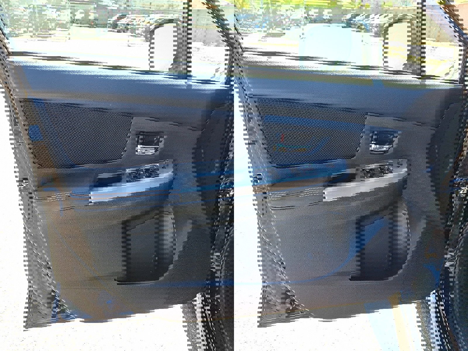 Used 2017 Subaru Crosstrek 2.0i Premium AWD/4WD image 13